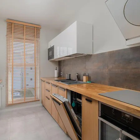 Citystay Wroblewskiego Apartament Z Parkingiem! Łódź Esterno foto